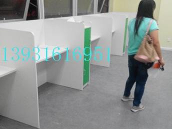 優(yōu)勝教育專(zhuān)用一對(duì)一培訓(xùn)桌 香河辦公家具廠專(zhuān)業(yè)定制解決方案